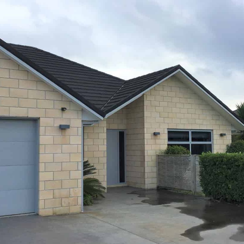 Beautiful home in Isobel - Photo 1