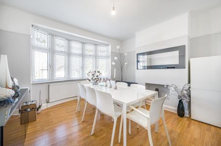 3 bedroom semi-detached house to rent - Photo 5
