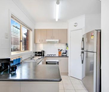 HOME FOR RENT IN WERRIBEE - Photo 3