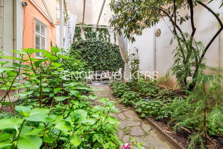 Apartment for rent, 2+kk - 1 bedroom, 50m - Photo 2