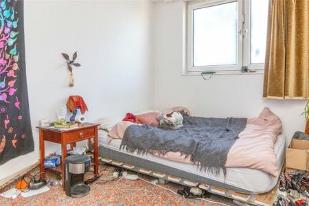 3 bedroom flat to rent - Photo 5