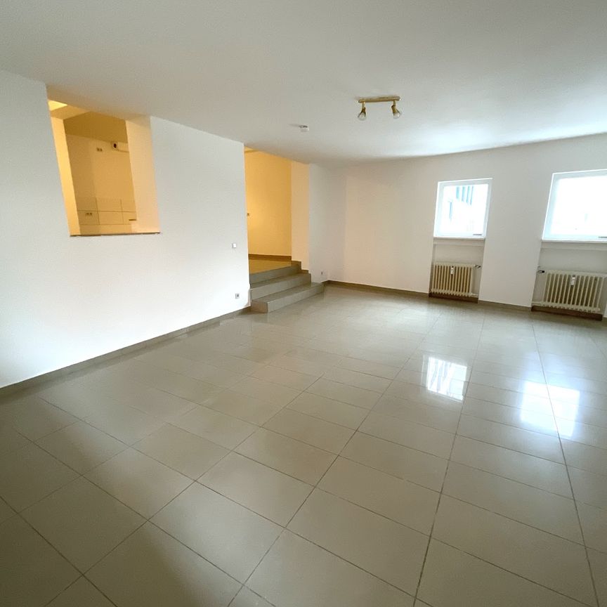 Großzügige 3-Zimmer-Wohnung in zentraler Lage - Photo 1