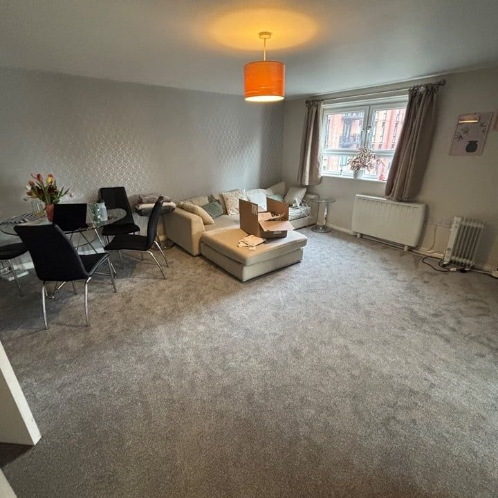 3 Bed Flat, Middlewood Street, M5 - Photo 1