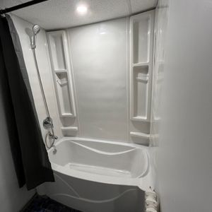 Beaupré 5 1/2 Renové Avec Cachet Unique! - Photo 2