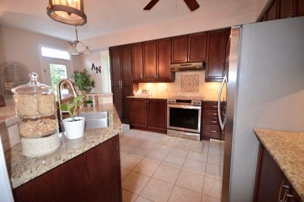 For Lease - 7009 Lessard Lane, Mississauga, Ontario - Photo 1