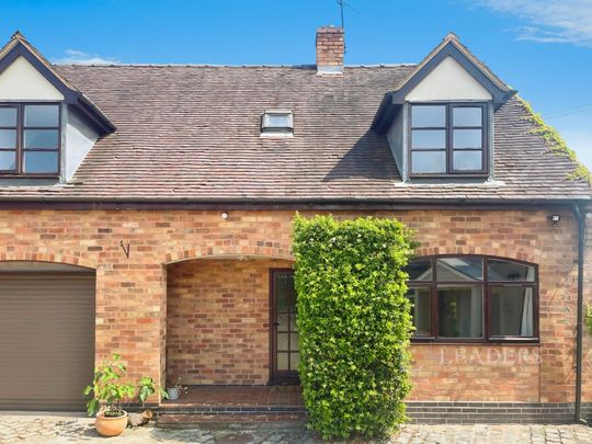 2 bedroom cottage to rent Gardeners Cottage, Chatley, Droitwich, WR9 - Photo 1