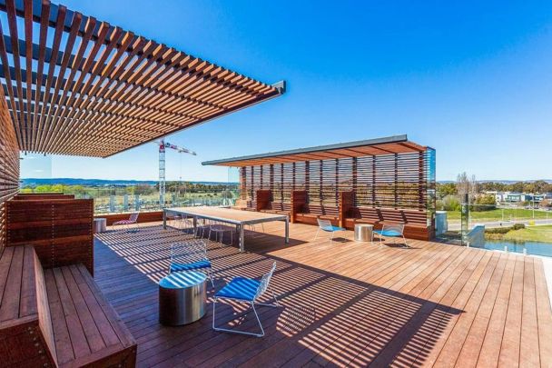 Fully Furnished & Equipped 2 Bedroom Apartment on the Kingston Foreshore - Photo 1