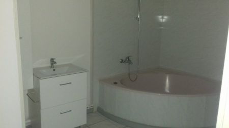 Appartement 5 pièces à Briey - Photo 2