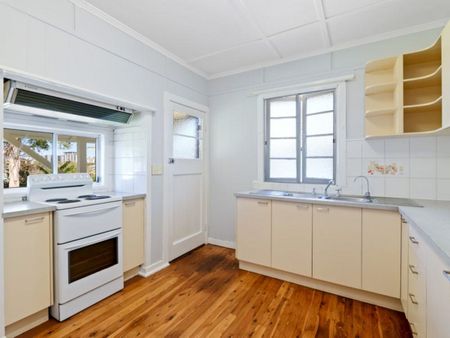 105 Dawson Road, Upper Mount Gravatt QLD 4122 - House For Rent | Domain - Photo 4