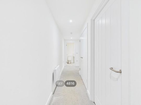 1 bedroom property to rent - Photo 1