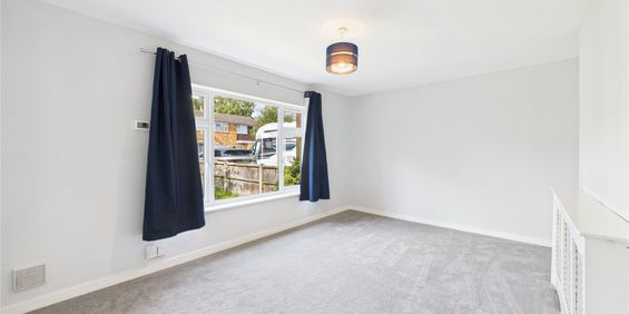 Tay Close, Farnborough Tay Close, Farnborough - Photo 3