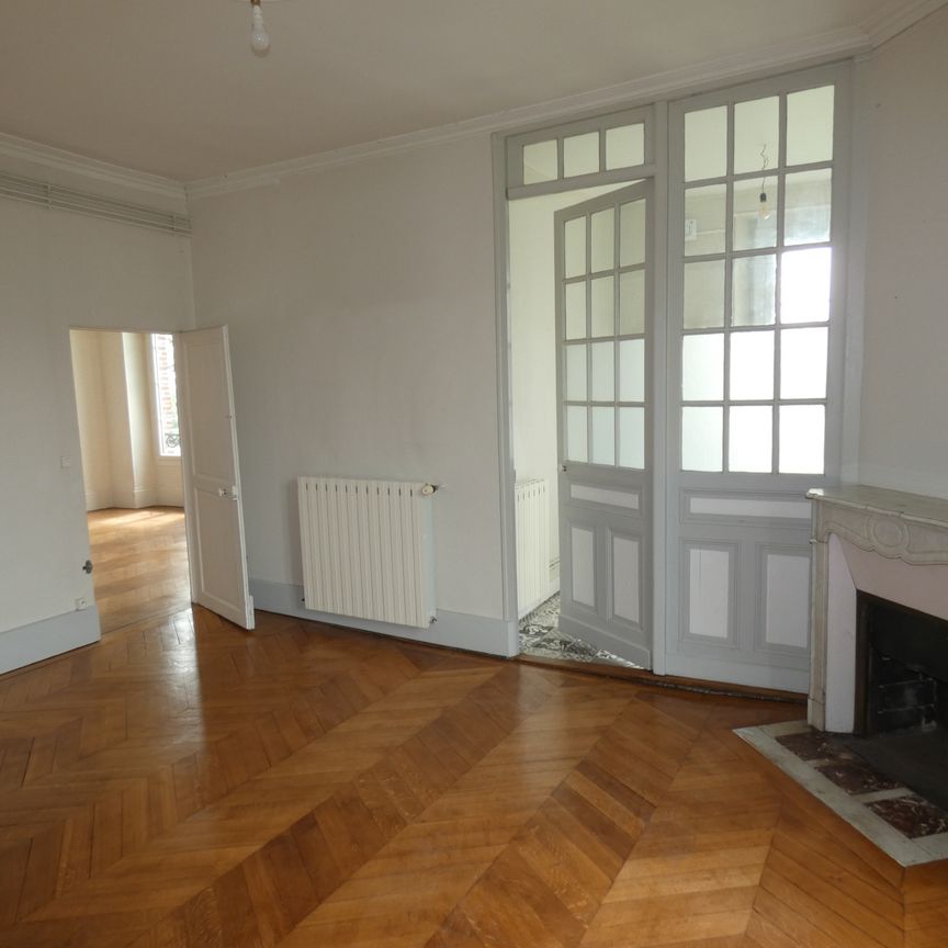 Location Appartement 3 pièces 117m² JOIGNY 89300 - Photo 1