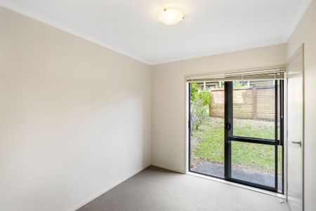 3 bedroom town house in Te Atatu - Photo 2