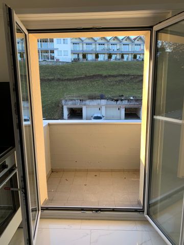 "helle 3-Zimmer-Wohnung mit zwei Balkonen und eigener Waschmaschine" - Photo 2