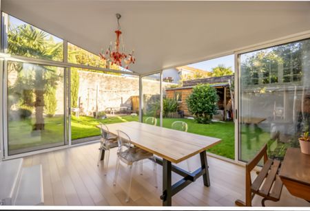 Location Maison 8 pièces 240m² NANTES 44100 - Photo 3