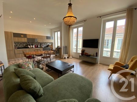 Location Appartement 4 pièces 111m² NICE 06000 - Photo 2