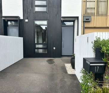 2 Bedrooms on Isitt Rd - Photo 4