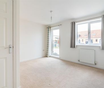 3 bed end of terrace house to rent in Iveston Avenue, Great Park, NE13 - Photo 3