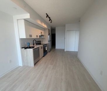 For Lease - 4878 Powers Common Unit# D1102, Burlington, Ontario - Photo 2
