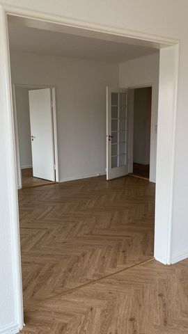 Lejlighed med altan ved gågaden - Photo 2