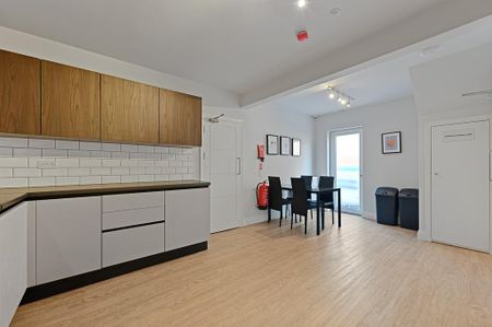 1 bedroom house of multiple occupation to rent - Photo 3