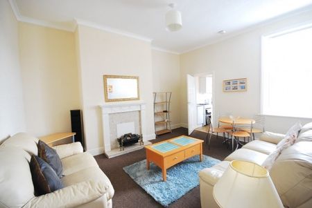 1 Bed - Claremont Road, Spital Tongues - Photo 4