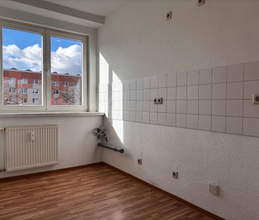 Stop! Renovierte 2 1/2-Raum Wohnungen in ruhiger Lage! - Foto 1