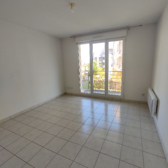 T2 DE 36 m² PROCHE PLACE DES CARMES - Photo 1