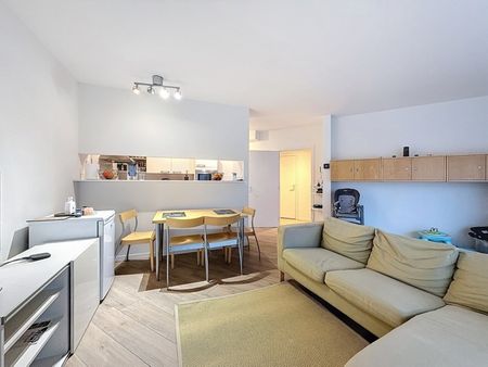 Appartement te huur in Woluwe-Saint-Lambert - Photo 5