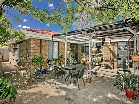 64 Cobb Street, Scarborough, WA 6019 - Photo 2