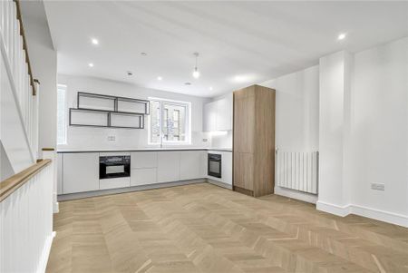 3 bedroom terraced house to rent - Photo 4