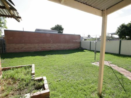 NEAT & TIDY - Photo 2