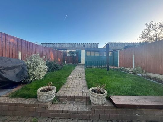 LEE CHAPEL NORTH, BASILDON - Photo 1