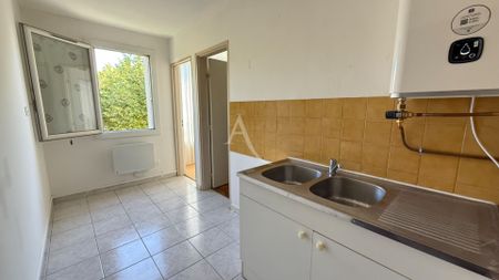 Location Appartement 2 pièces 52m² - Photo 2
