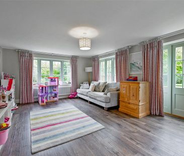 4 bedroom property to rent - Photo 4