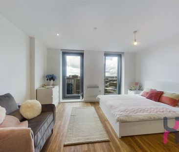 Studio to rent - Photo 3