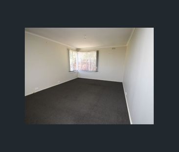Spacious Three-Bedroom Home in Convenient Rokeby Location - Photo 1