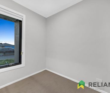 7 Amukta Road, Truganina, Vic 3029 - Photo 3