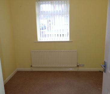 2 bedroom detached bungalow to rent - Photo 4