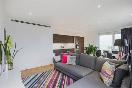 Blackfriars Road, SE1, London - Photo 2