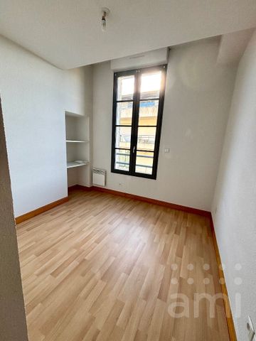 APPARTEMENT T2 - CENTRE VILLE - Photo 3