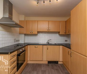 2 bedroom flat to rent - Photo 4