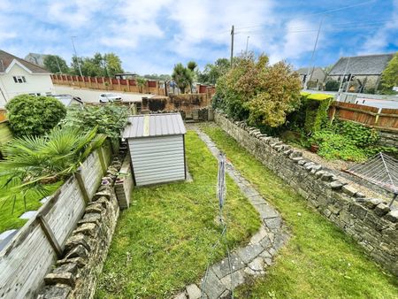 Andrew Road, PENARTH - Photo 4