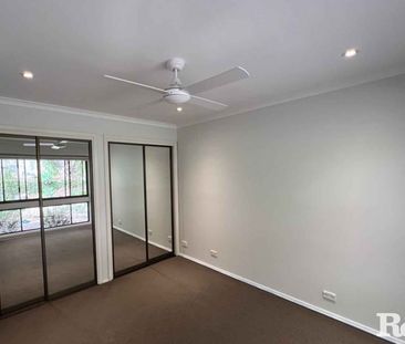 FAMILY HOME WITH STUDIO & WATERVIEWS! - Photo 4