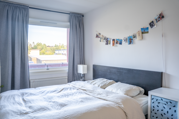 Laboratorvägen, Segeltorp - Photo 1