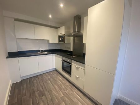 1 bedroom apartment to rent - Photo 4