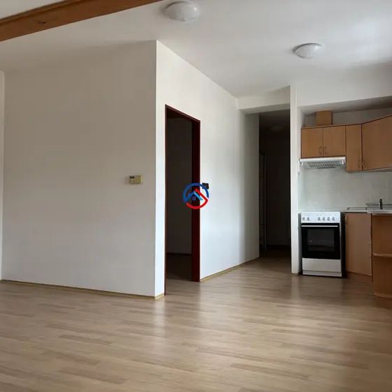 Pronájem cihlového bytu 2+KK v centru města Šumperka - Photo 1