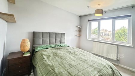 1 bedroom house to rent Russell Rise, Luton, Bedfordshire, LU1 - Photo 3