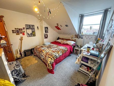 Chesterfield Road, St Andrew's - Photo 2