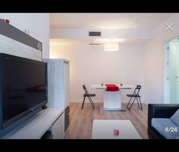 Carrer de Campoamor, L'Hospitalet de Llobregat, Catalonia 08907 - Photo 5